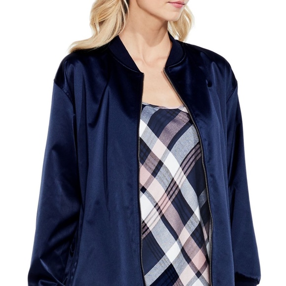Two by Vince Camuto Jackets & Blazers - Two by Vince Camuto RIbbed Taffeta Bomber Jacket